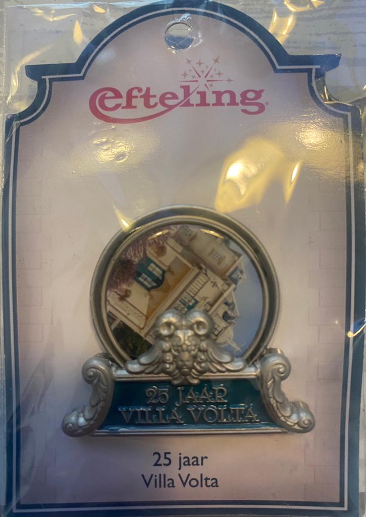 Efteling pin Villa Volta nog nieuw in verpakking., Verzamelen, Efteling, Ophalen of Verzenden, Nieuw, Button of Speldje
