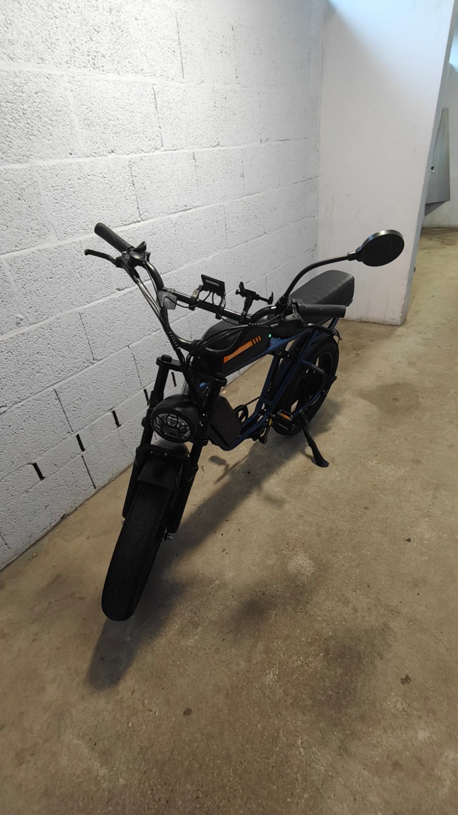 Engwe M1 Fatbike E-bike - Krachtige en Comfortabele Rit, Fietsen en Brommers, Elektrische fietsen, Ophalen of Verzenden, Zo goed als nieuw