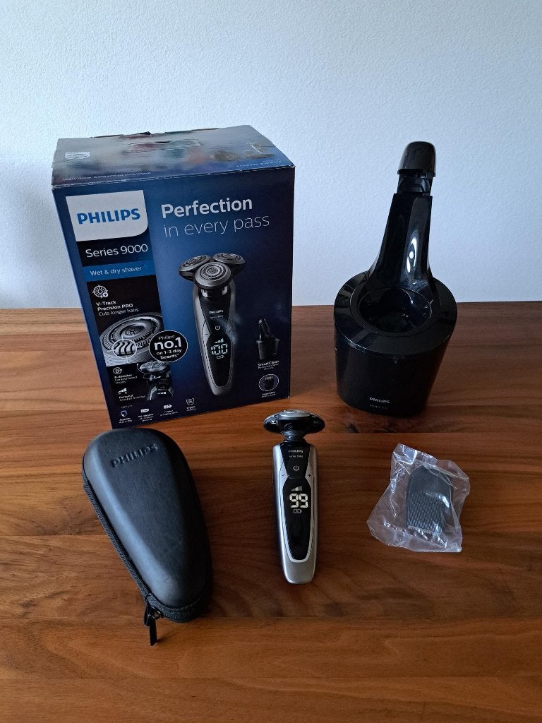 Philips scheerapparaat series 9000 S9711/31, Ophalen of Verzenden, Zo goed als nieuw, Scheren en Epileren