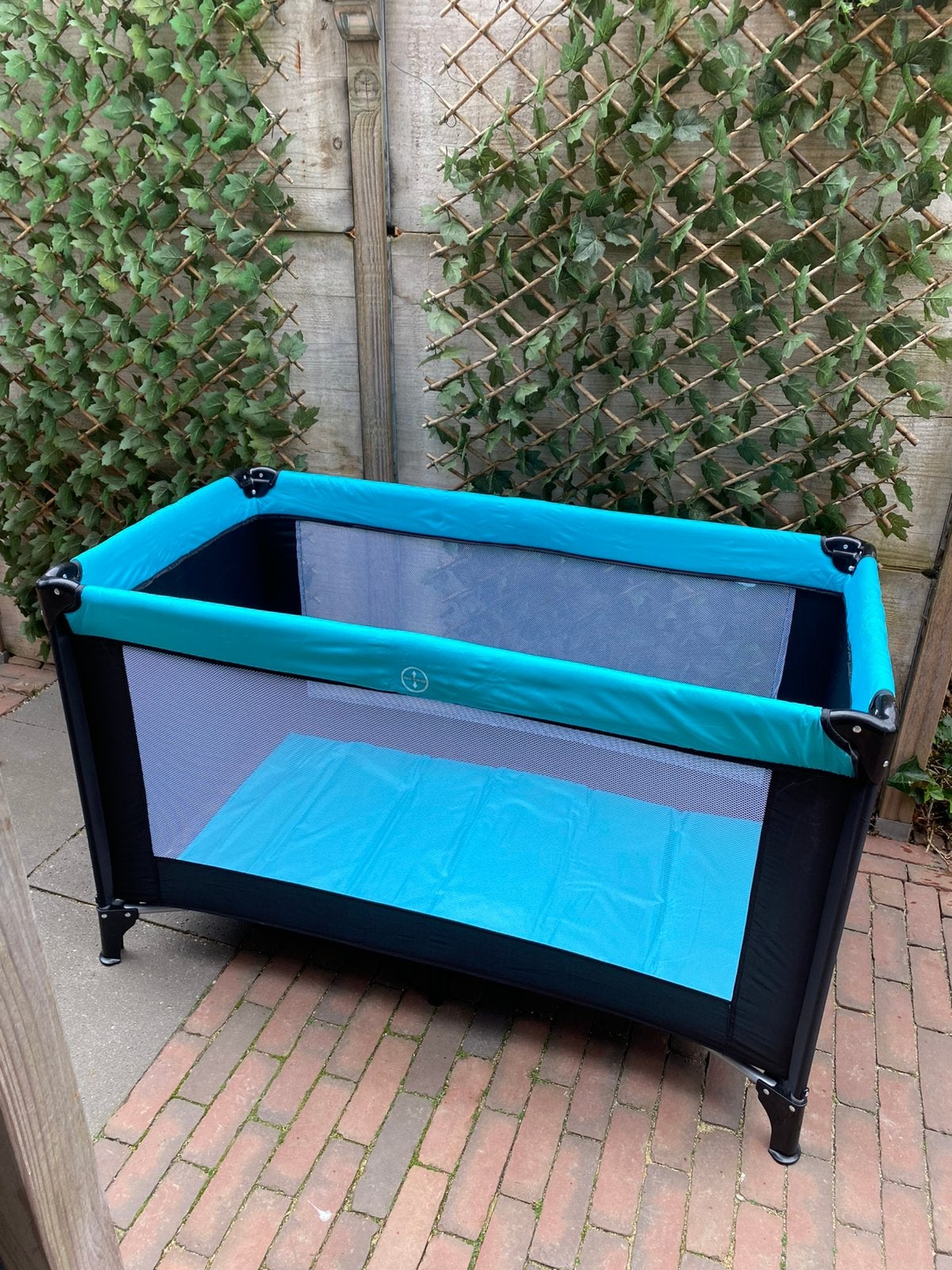 Campingbedje, Ophalen, Zo goed als nieuw, Reisbedje