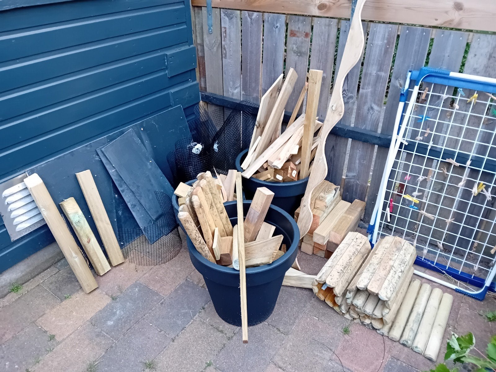 Hout / brandhout gratis, Tuin en Terras, Haardhout, Minder dan 3 m³, Ophalen