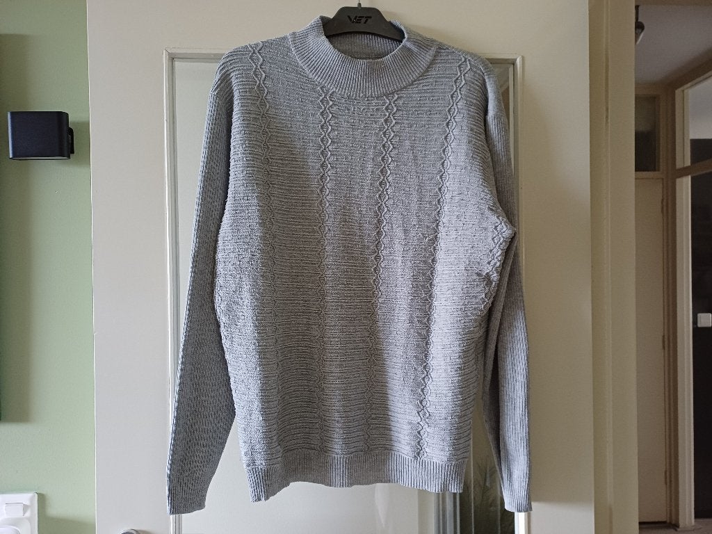 grijze heren trui Shein mt XL, Kleding | Heren, Shein, Maat 56/58 (XL), Ophalen of Verzenden, Grijs