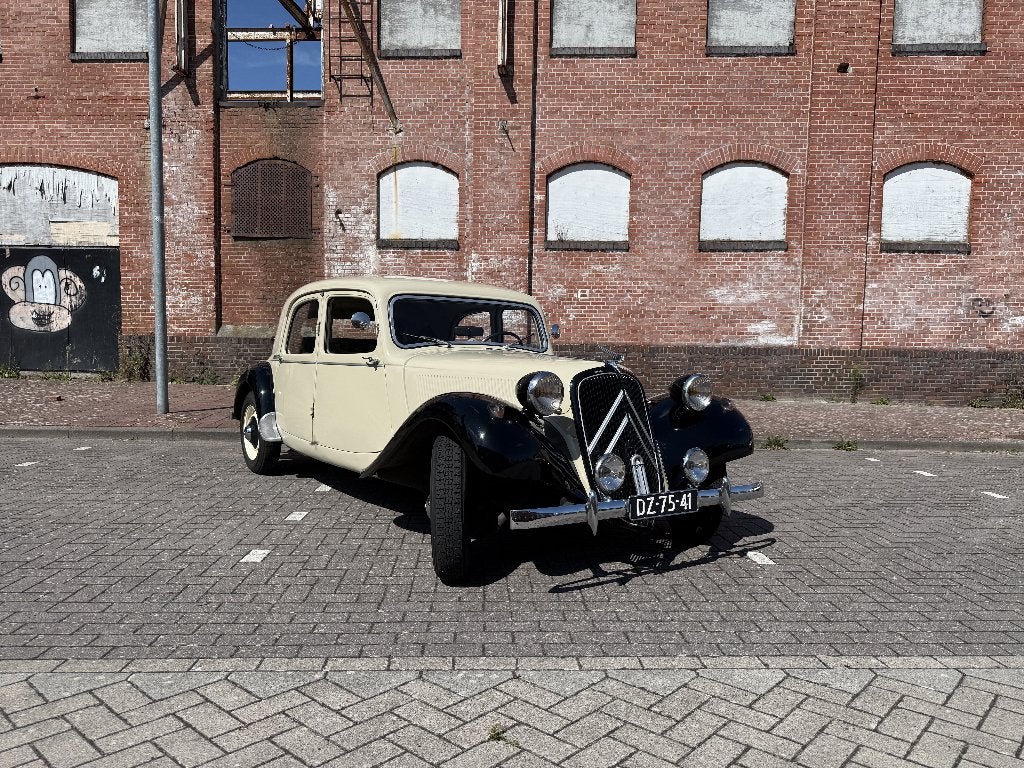 Citroën Traction Avant 11B – 1952– veel technisch vernieuwd, Voorwielaandrijving, Stof, 1145 kg, Overige modellen