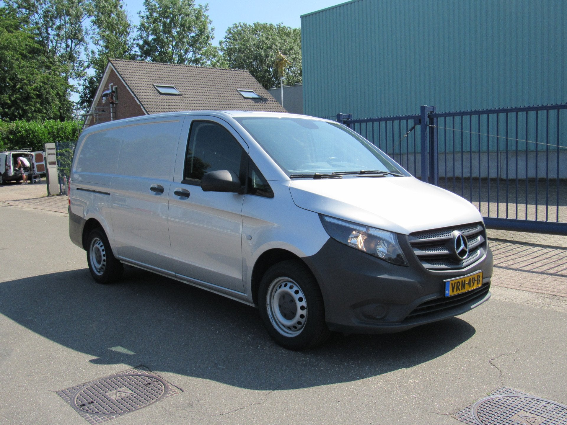 Mercedes-Benz Vito 110 CDI Lang (bj 2022), Auto's, Achterwielaandrijving, Gebruikt, Euro 6, 4 cilinders