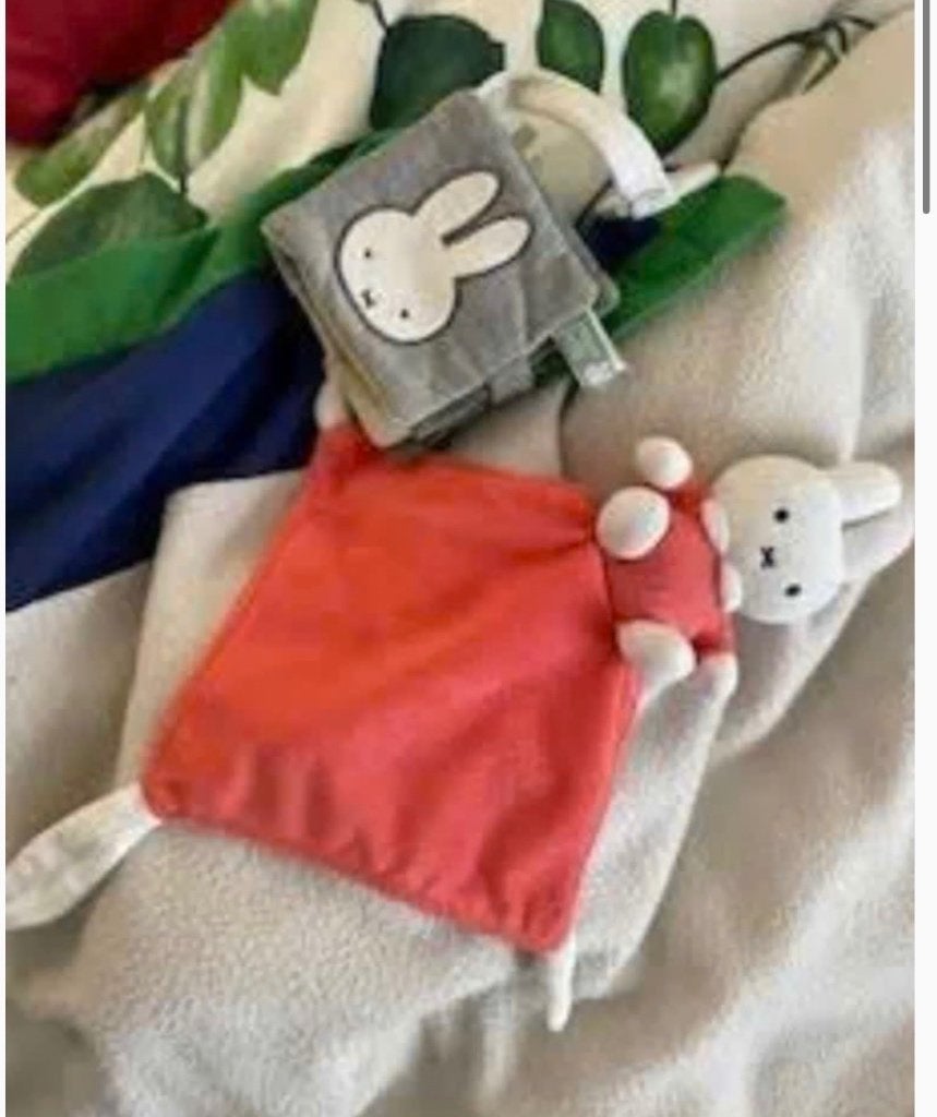 Nijntje knuffeldoekje lapje en speeltje, Nijntje, Ophalen, Zo goed als nieuw, Konijn