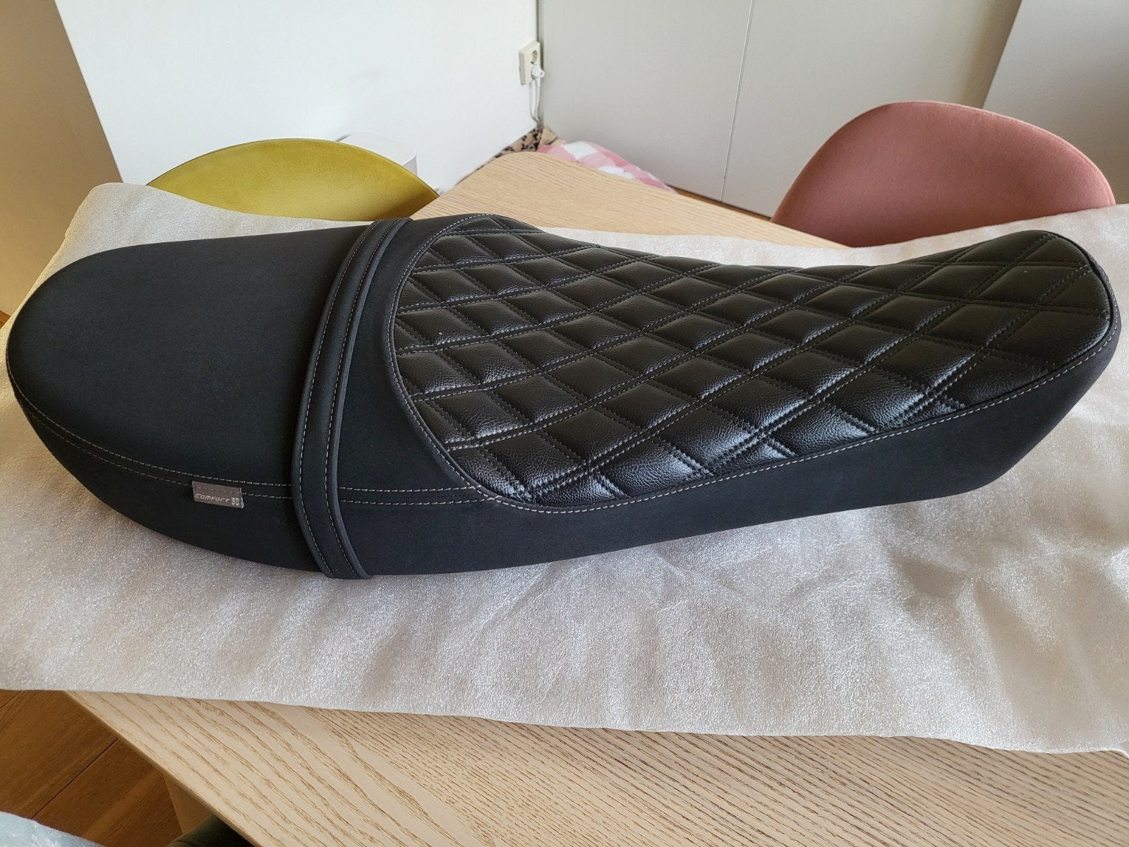Touringzadel comfort voor Moto Guzzi V9, Ophalen, Zo goed als nieuw