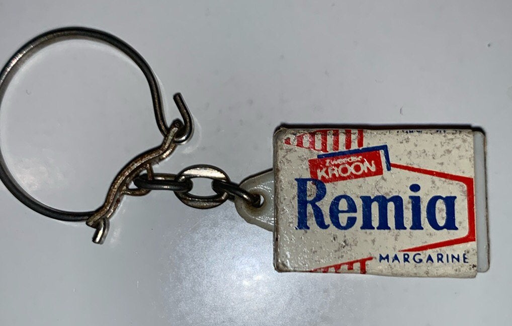 Vintage sleutelhanger pakje Remia Zweedse Kroon maragarine, Ophalen of Verzenden, Zo goed als nieuw, Merk