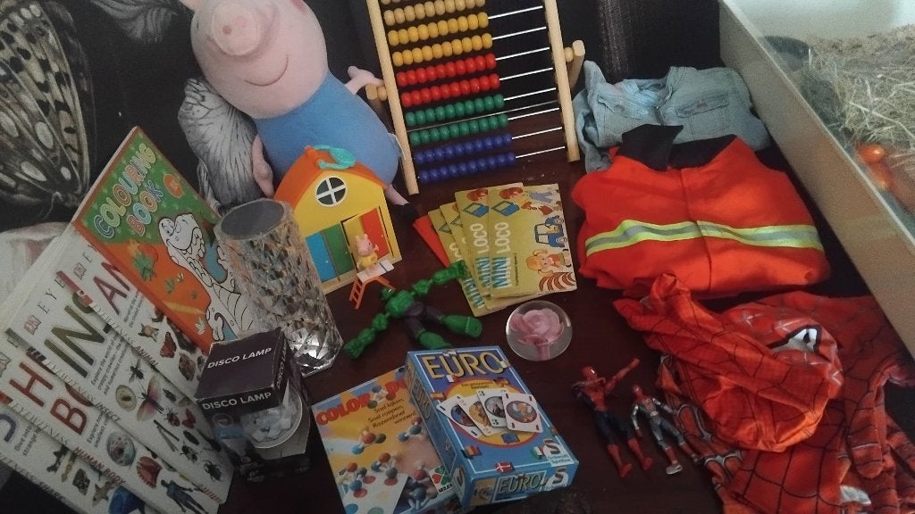 Tas met Rommelmarktspullen, Ophalen, Gebruikt