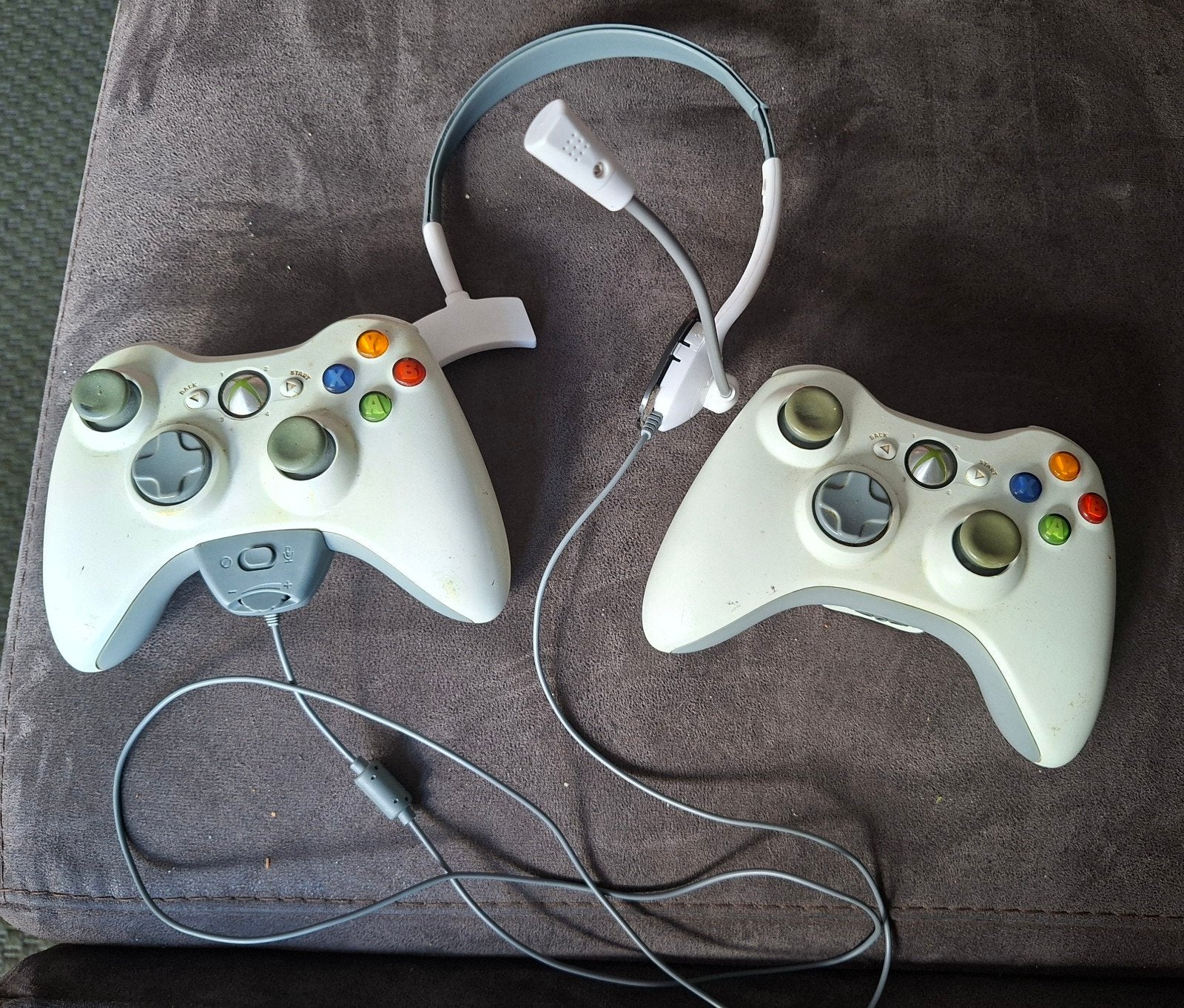 Xbox 360 Controllers met Headset (Bedraad), Spelcomputers en Games, Spelcomputers | Xbox | Accessoires, Ophalen of Verzenden, Gebruikt