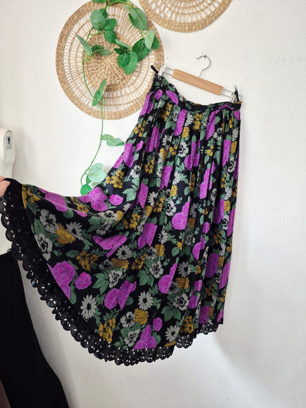 Vintage dirndl Trachten bloemenrok met kant M, Kleding | Dames, Maat 38/40 (M), Verzenden, Vintage Trachten, Zo goed als nieuw
