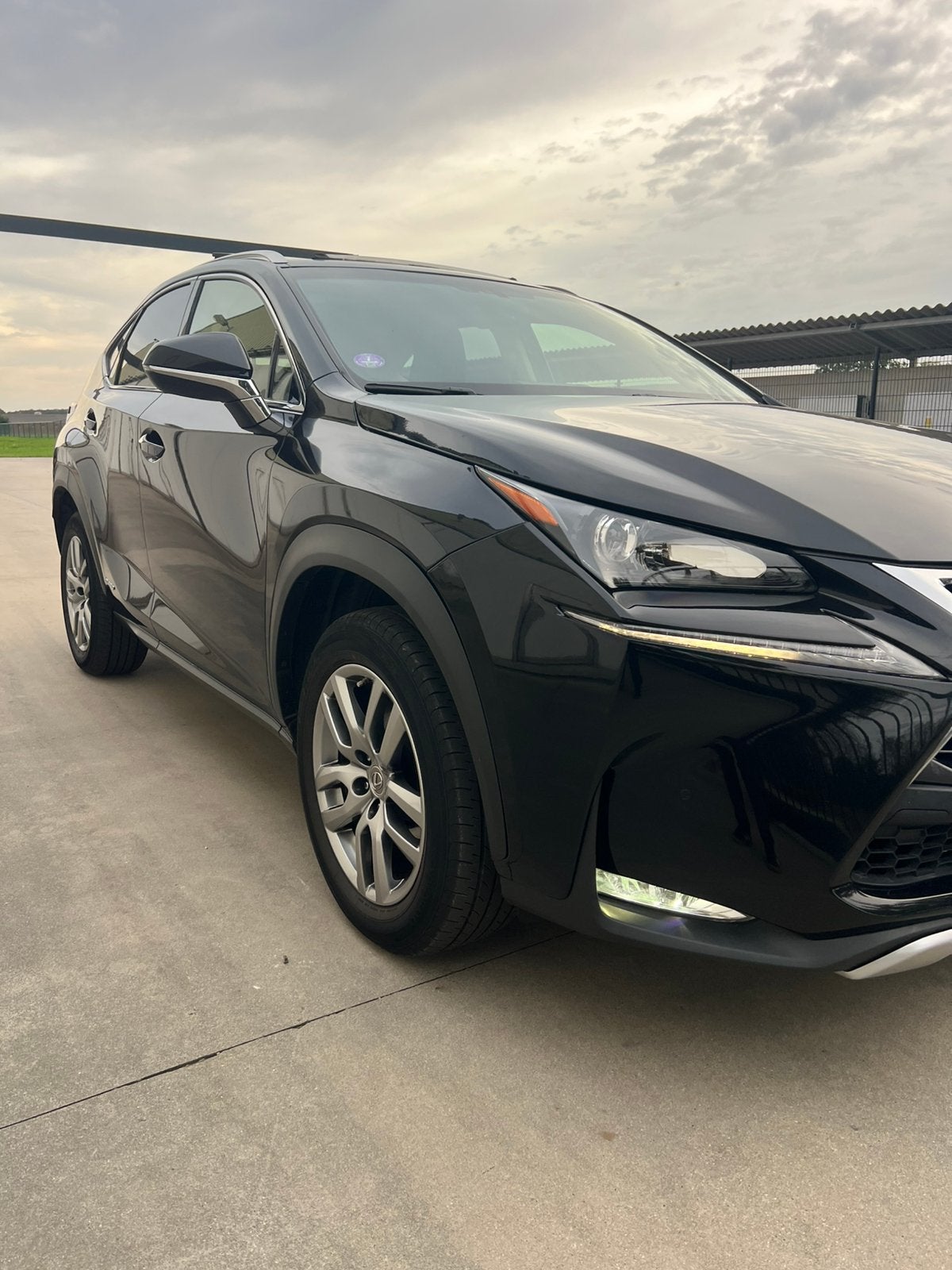 Lexus NX 300H 2.5 E-cvt AWD 2017 Zwart NWE APK, Auto's, Automaat, Achterwielaandrijving, Zwart, 2494 cc