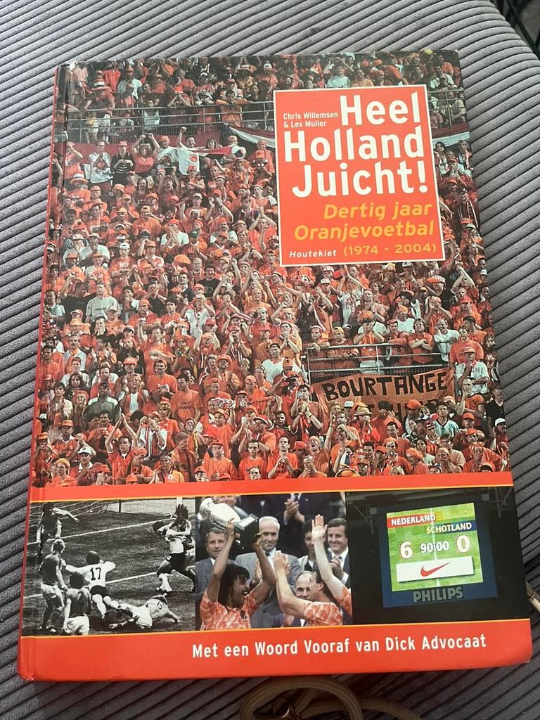 Heel Holland Juicht! Chris Willemsen & Lex Muller igs, Ophalen of Verzenden, Gelezen, Balsport