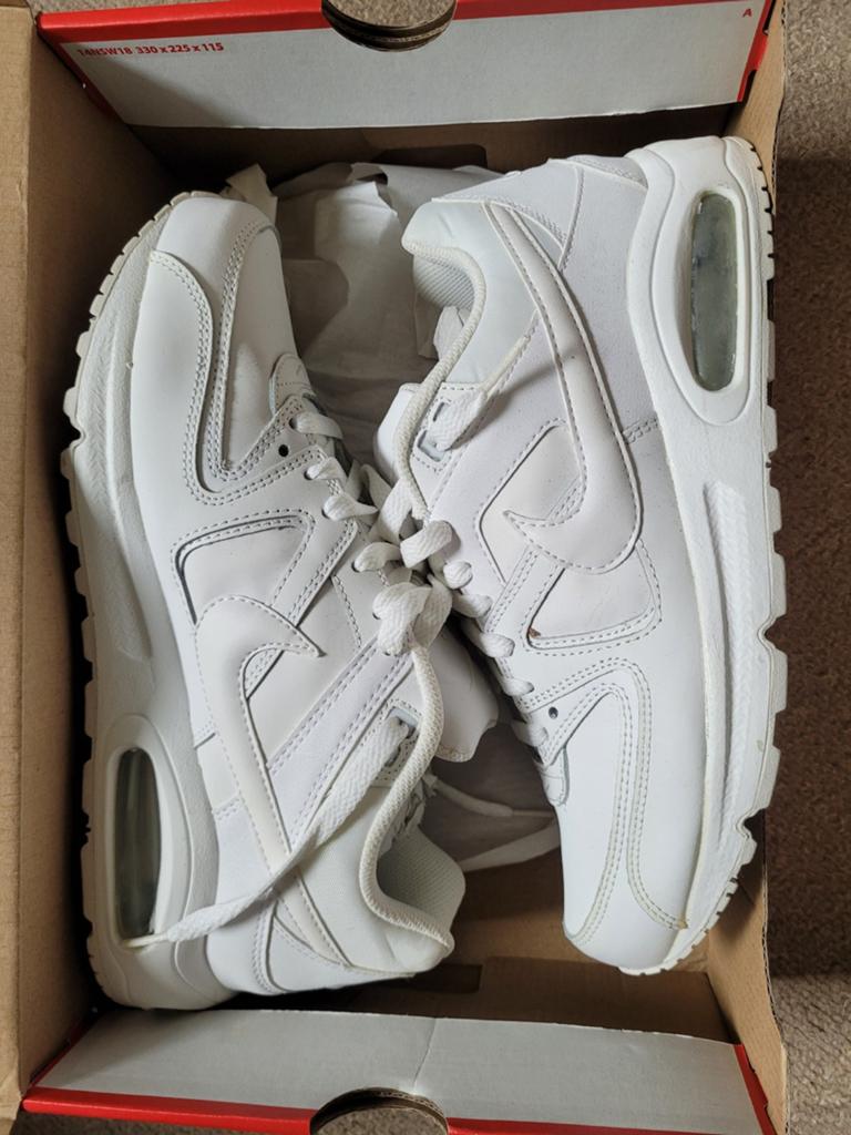 Nieuwe leren Nike air max command maat 42,5, Ophalen of Verzenden, Nieuw, Schoenen