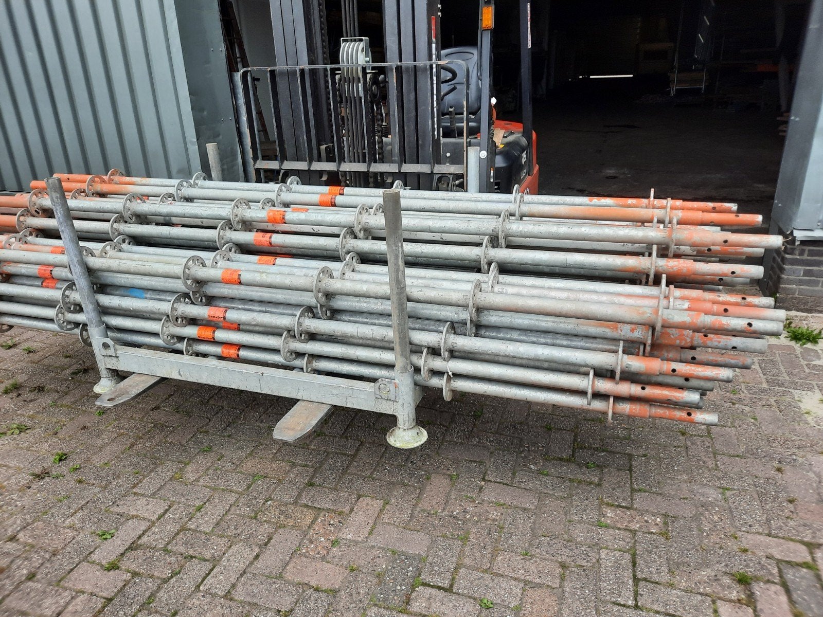 Layher staanders 3m lw, Doe-het-zelf en Verbouw, Steigers, Ophalen of Verzenden, Overige typen, Minder dan 2 meter