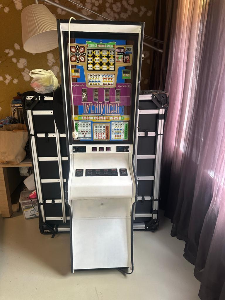 Gokkast Twenty Light - Klassieke Fruitautomaat, Gulden, Ophalen, Gebruikt, Met sleutels