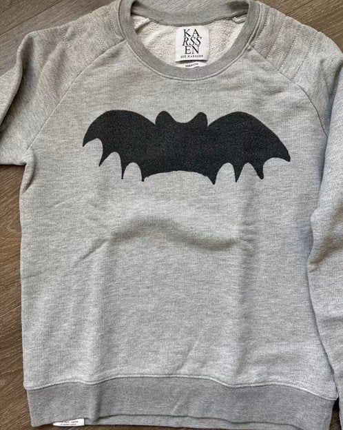 Zoe Karssen sweater grijs met zwart logo, Maat 38/40 (M), Zoe Karssen, Ophalen of Verzenden, Grijs
