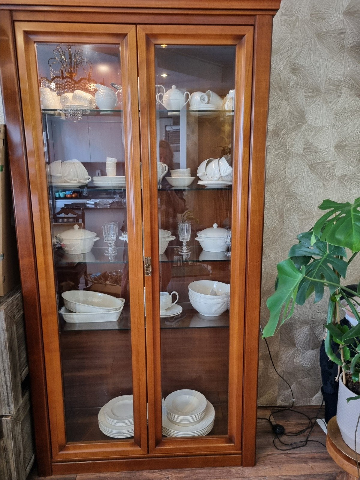 PRACHTIGE KERSENHOUTEN VITRINE KAST, Huis en Inrichting, Ophalen, 100 tot 150 cm, 200 cm of meer, Zo goed als nieuw