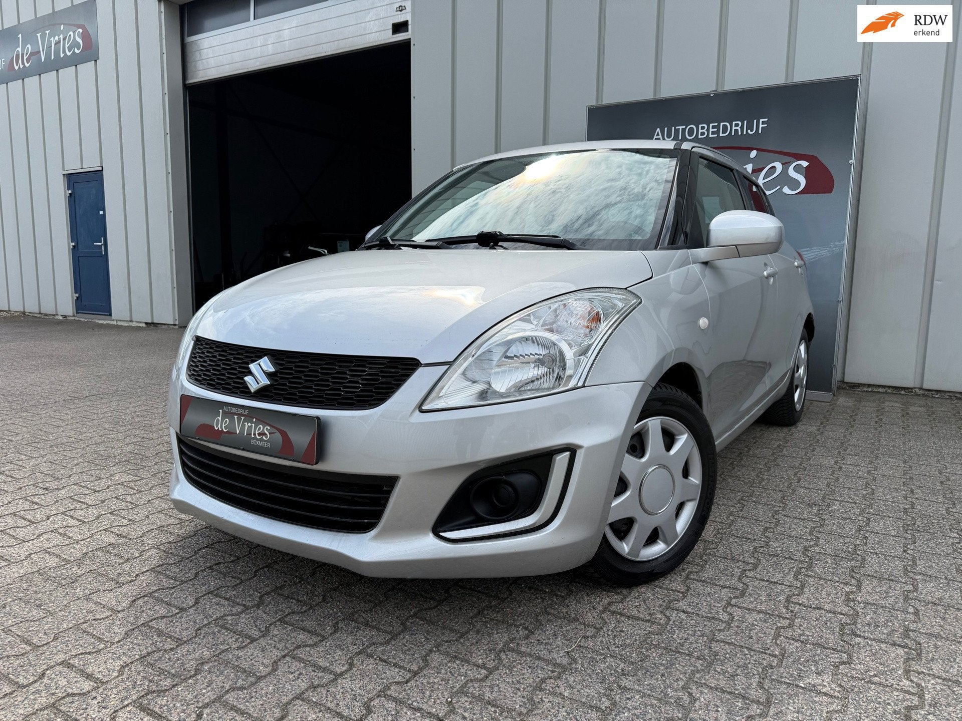 Suzuki Swift 1.2 Comfort EASSS / Airco / Radio / Buitenspieg, 94 pk, Gebruikt, 1242 cc, 4 cilinders