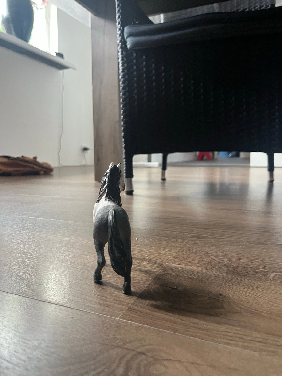 Schleich paard speelgoed - Grijs met zwarte manen, Ophalen of Verzenden, Zo goed als nieuw, Jongen of Meisje