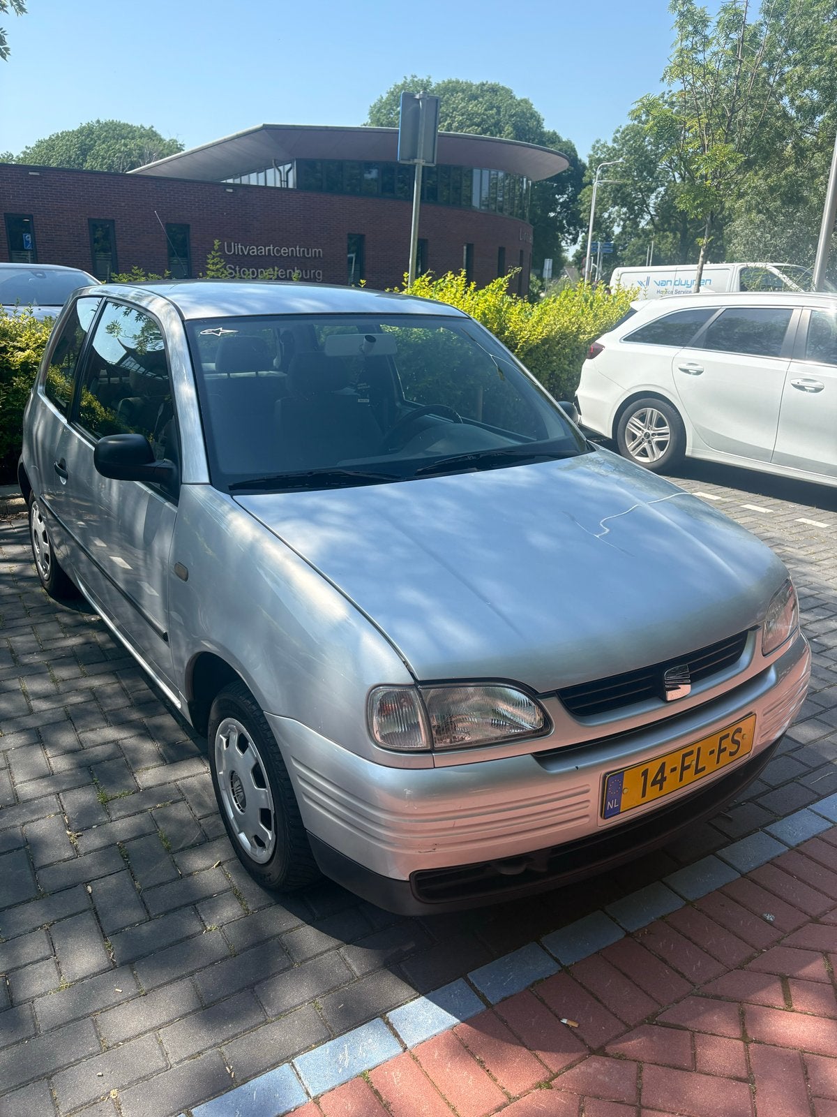 Seat Arosa 1.4 44KW 2000 Grijs, Voorwielaandrijving, 450 kg, 31 €/maand, 4 stoelen