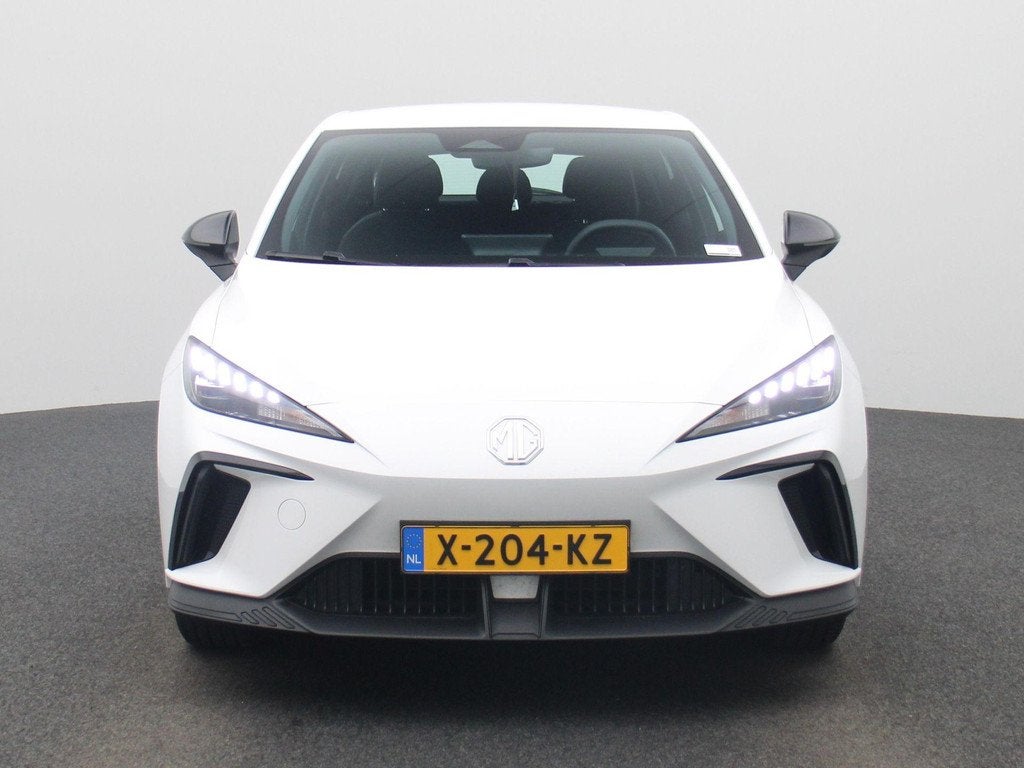 MG MG4 Electric Standard 51 kWh | APPLE CARPLAY - ANDROID AU, Auto's, Automaat, 12 maanden, Wit, Parkeersensor