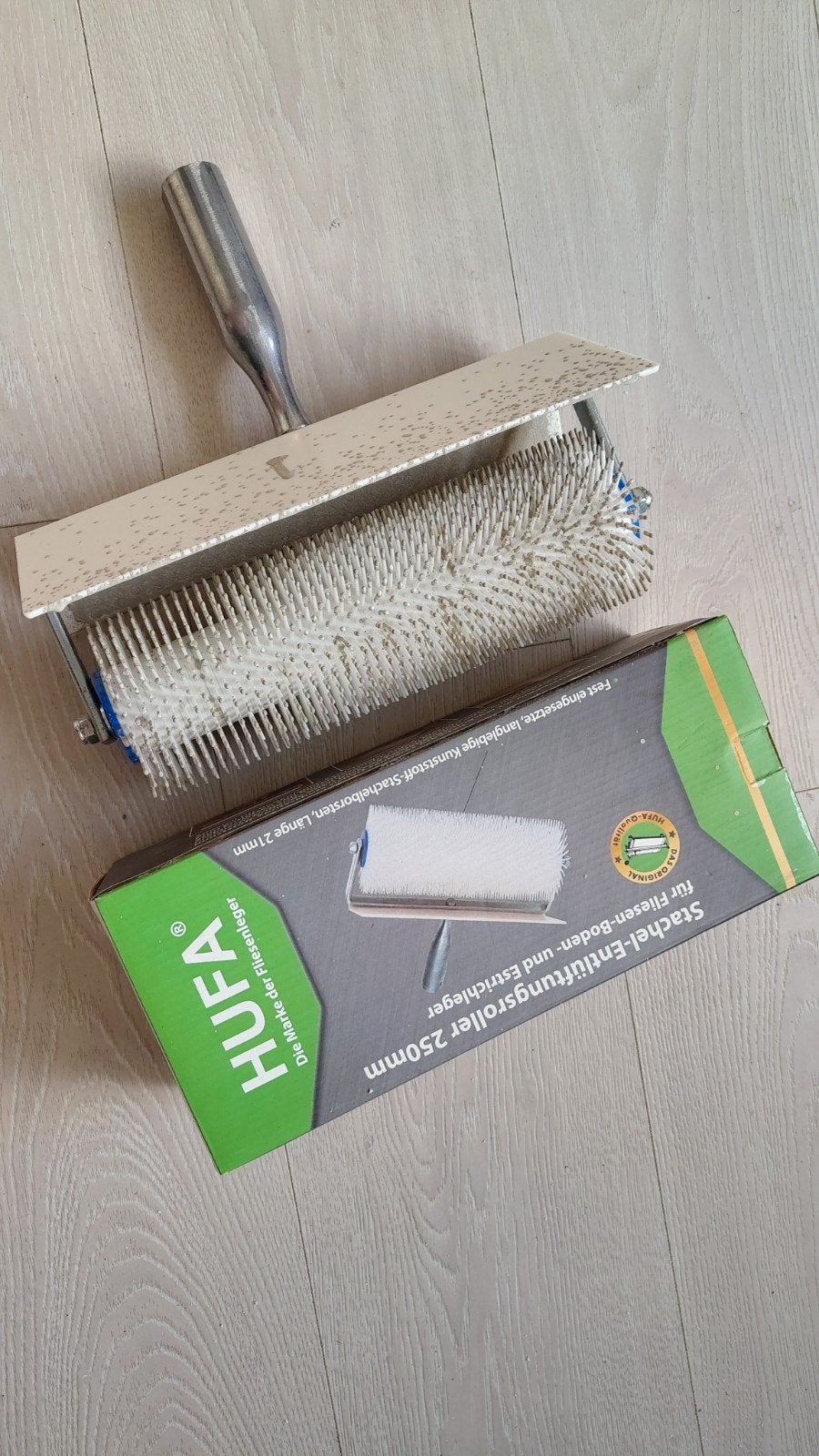 HUFA Ontluchtingsroller/prikker voor egalisatie, Ophalen