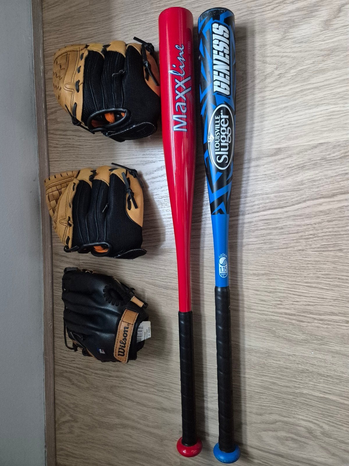 Honkbal: 2 knuppels 3handschoenen en tas, Ophalen