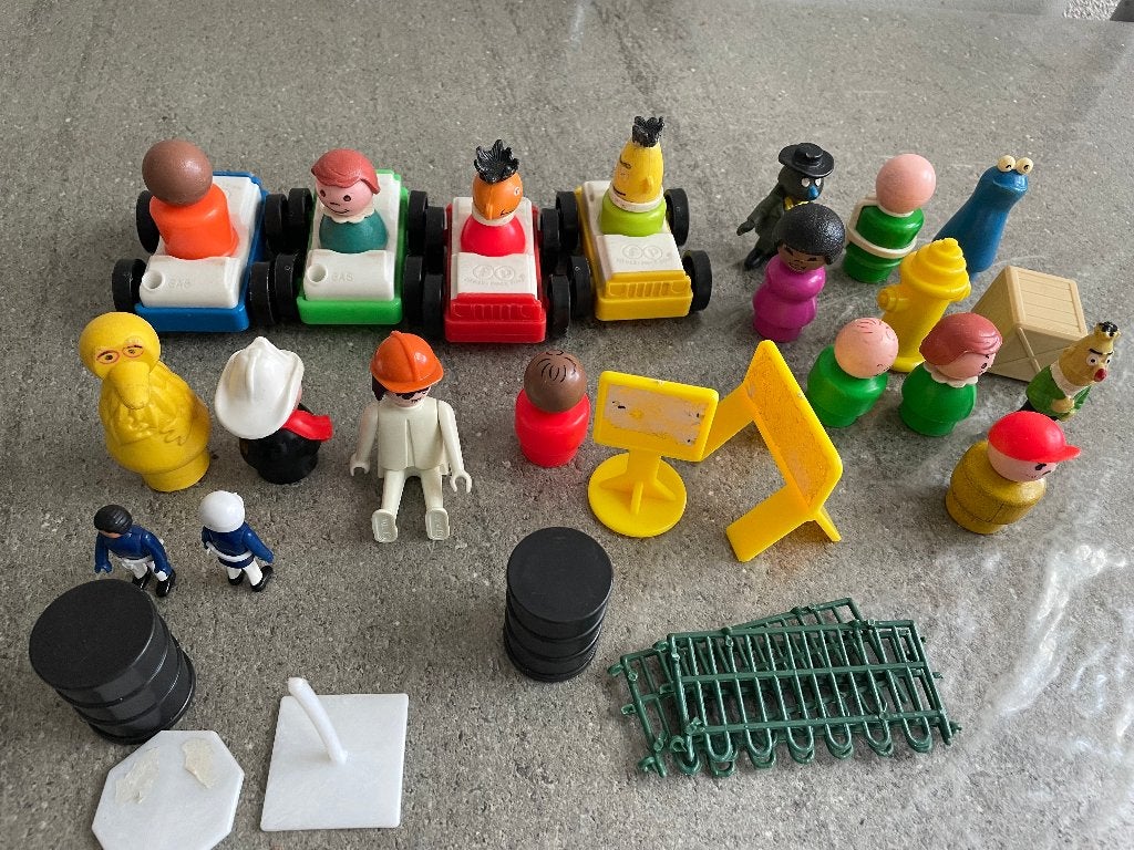 Poppetjes o.a. Sesamstraat, Ophalen of Verzenden, Zo goed als nieuw