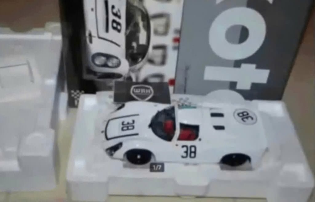 1:18 PORSCHE WERKS 910 - 6 LEMANS #38 EXOTO in doos WRH, Verzenden, Zo goed als nieuw, Auto, Overige merken