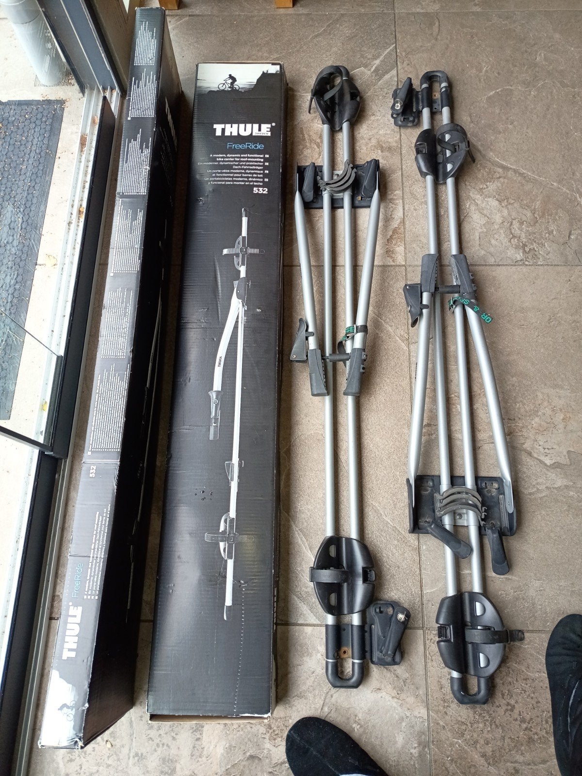 Thule FreeRide 532 dakdragers compleet (per stuk), Ophalen, 1 fiets, Zo goed als nieuw, Dakdrager