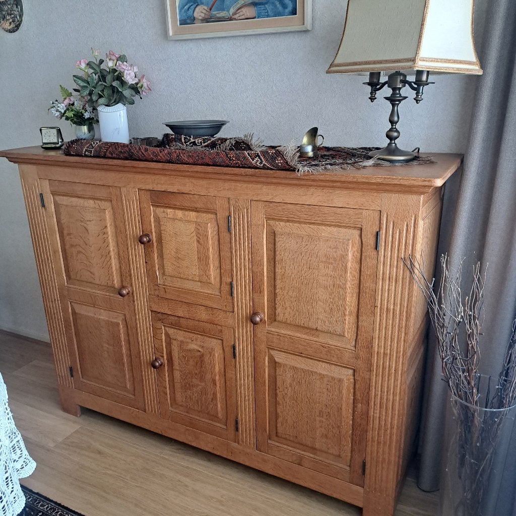 Broodkast, Huis en Inrichting, Ophalen, Met deur(en), 100 tot 150 cm, Klassieke buffetkast