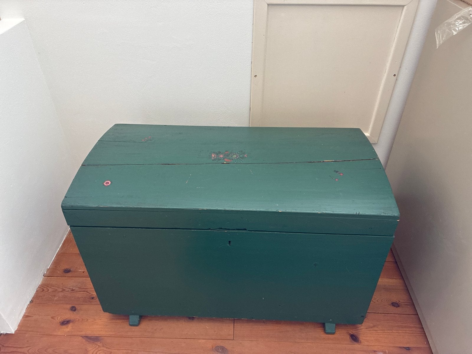Groene houten hutkoffer - 86x55x46 cm, Ophalen, 50 – 75, Gebruikt, Minder dan 50 cm