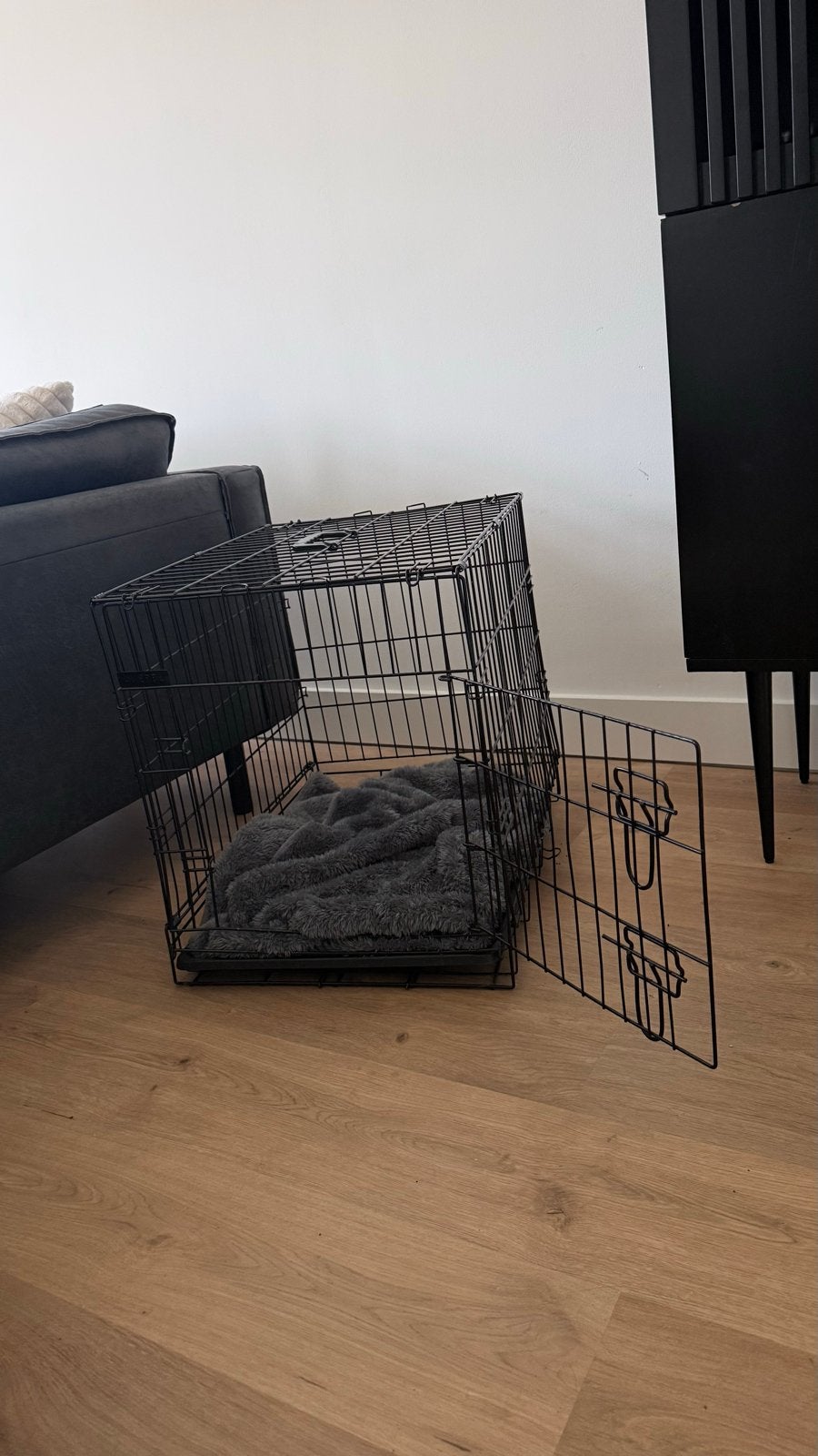 Honden bench, Ophalen, Zo goed als nieuw