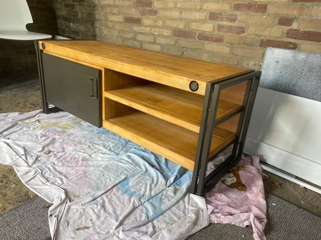 Industrieel tv-meubel hout/staal, Huis en Inrichting, Ophalen, Zo goed als nieuw, 25 tot 50 cm, Minder dan 100 cm