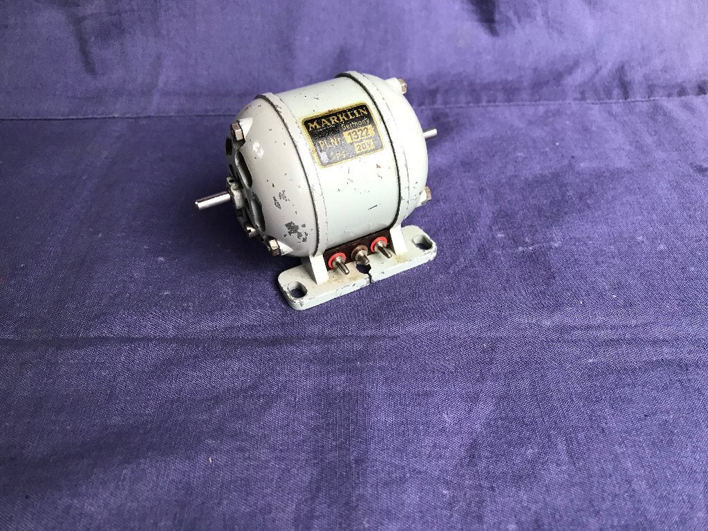 MARKLIN aandrijfmotor 1322 ( 20 volt), Antiek en Kunst, Ophalen of Verzenden
