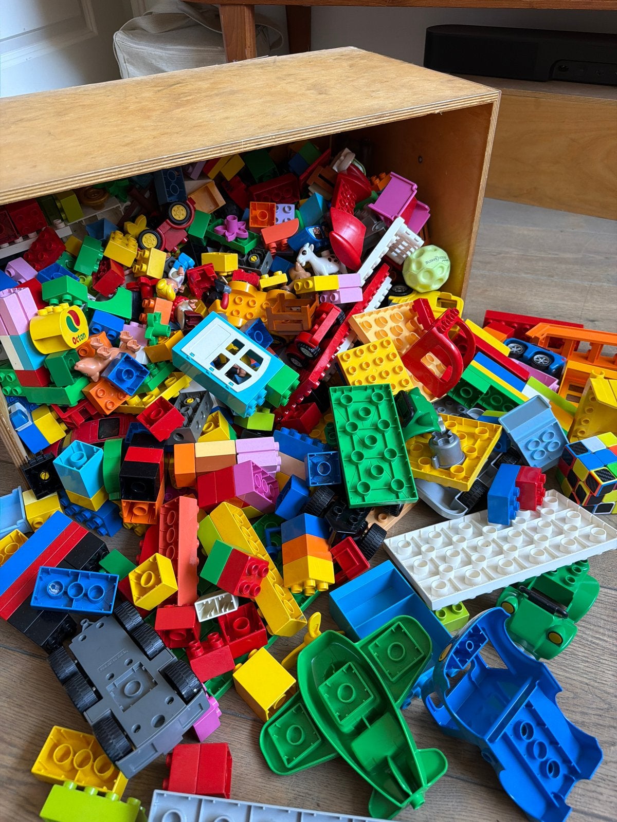 Grote kist vol Duplo bouwstenen en sets, Gebruikt, Ophalen of Verzenden, Duplo, Losse stenen