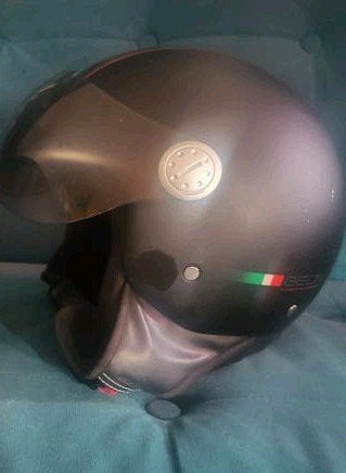 Beon  brommer helm maat m., Fietsen en Brommers, Ophalen of Verzenden, Zo goed als nieuw, Medium