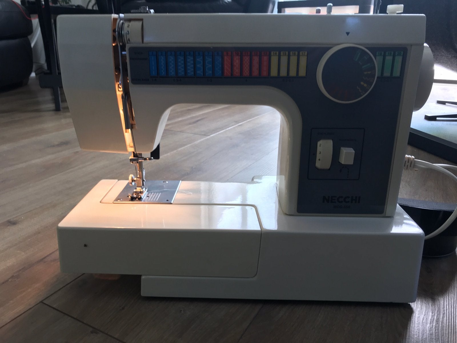 Naaimachine, Hobby en Vrije tijd, Naaimachines en Toebehoren, Ophalen, Naaimachine, Overige merken
