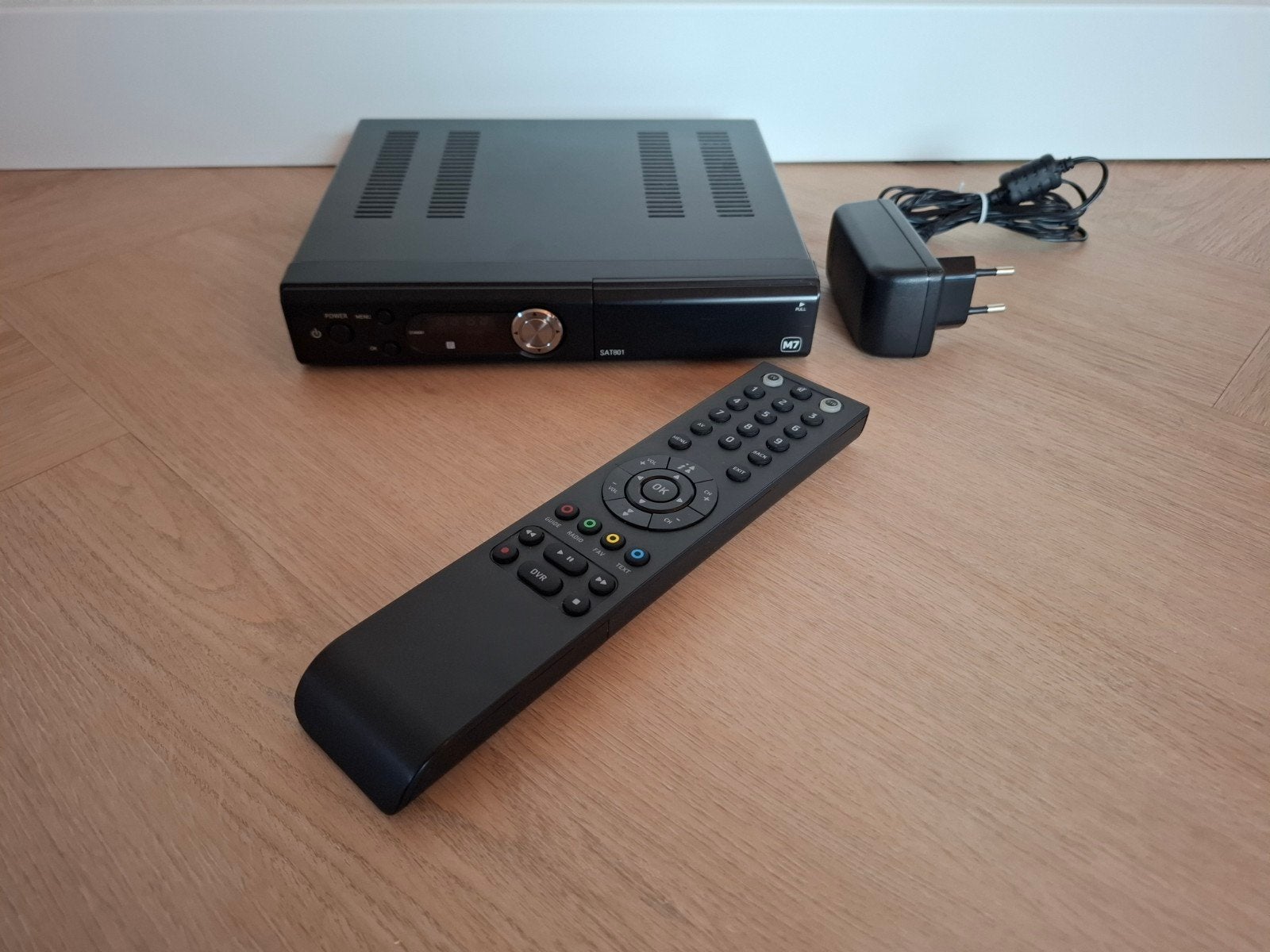 M7 SAT801 Canal Digitaal HD Ontvanger, Ophalen of Verzenden, Zo goed als nieuw, (Schotel)antenne, Overige merken