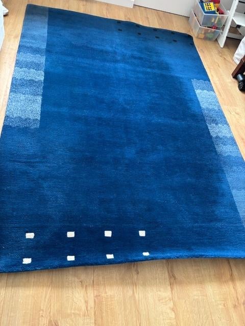 Vloerkleed Blauw 1.70 x 2.40 meter, Huis en Inrichting, Stoffering | Tapijten en Kleden, Ophalen, Blauw, 150 tot 200 cm, 200 cm of meer
