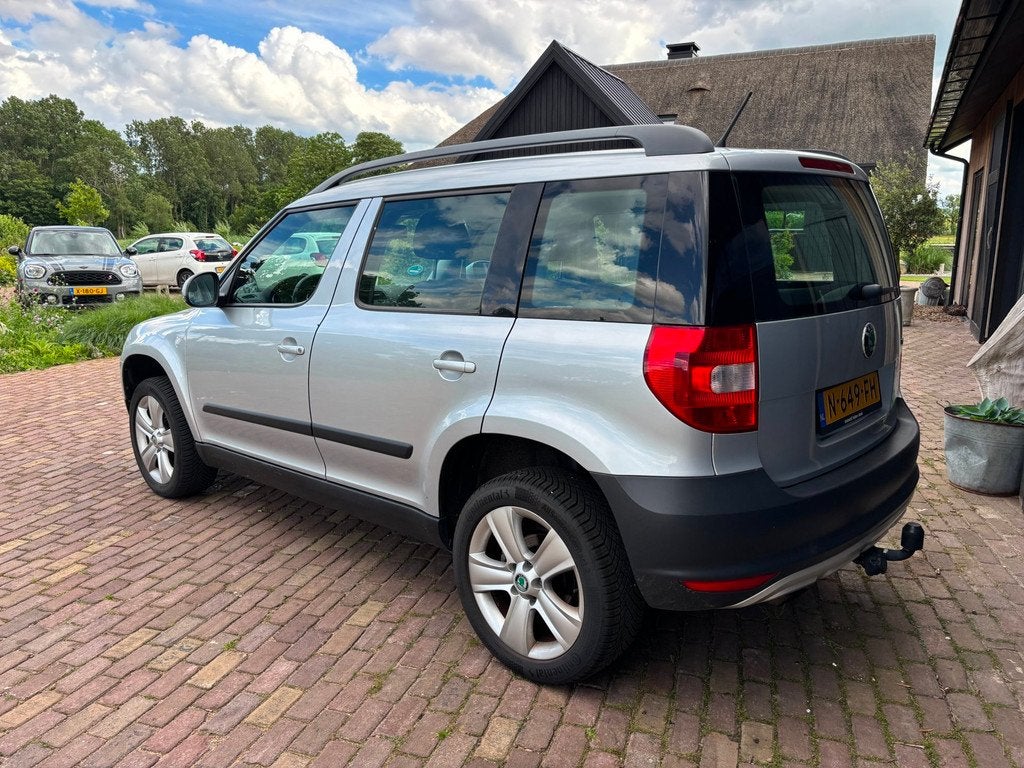 Skoda Yeti 1.2 TSI Elegance , TREKHAAK ,AC ,CRUISE CONTROLE., Auto's, Skoda, Voorwielaandrijving, Euro 5, Stof, Gebruikt