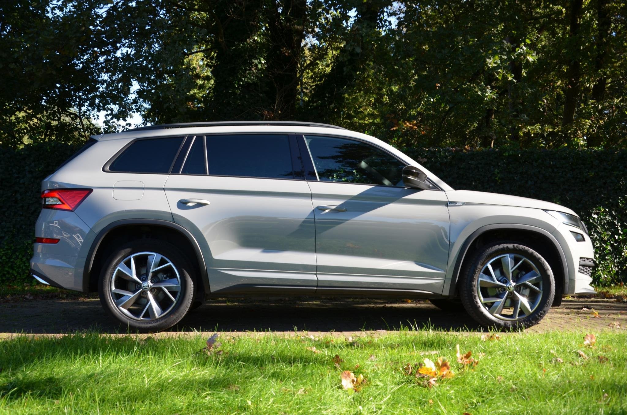 Skoda Kodiaq 1.5 TSI Sportline Business 7 Persoons Navi/Led/, Voorwielaandrijving, 4 cilinders, 150 pk, Verwarmde buitenspiegels