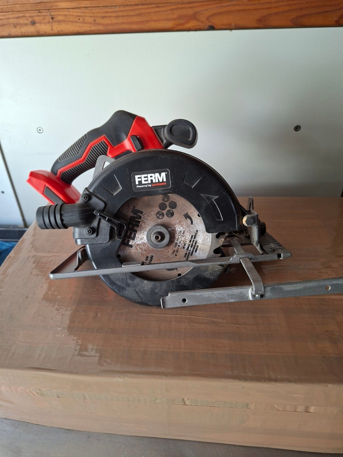 afkortzaag ferm body 20 v, Ophalen, Gebruikt, Afkortzaag, 30 tot 70 mm