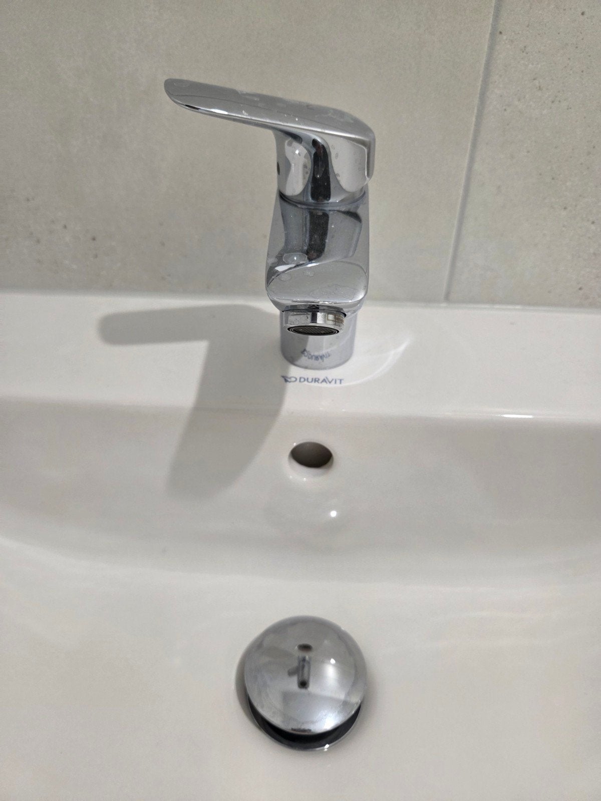 Duravit wasbak incl. Hansgrohe kraan (ZGAN), Ophalen, Zo goed als nieuw, Steen, Wastafel