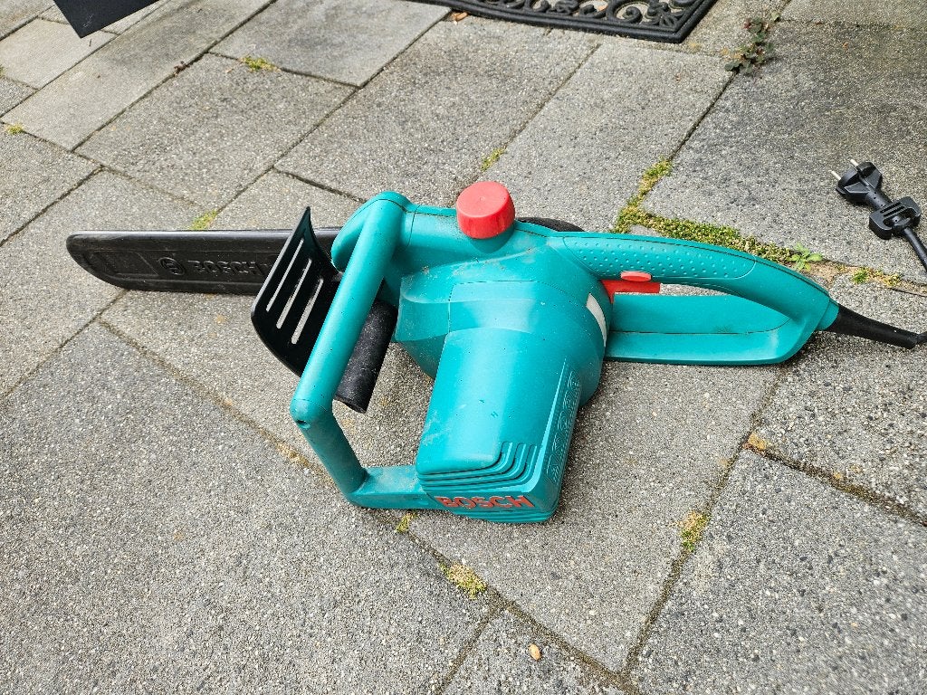 Bosch Kettingzaag, Ophalen, 70 mm of meer, Kettingzaag, Zo goed als nieuw