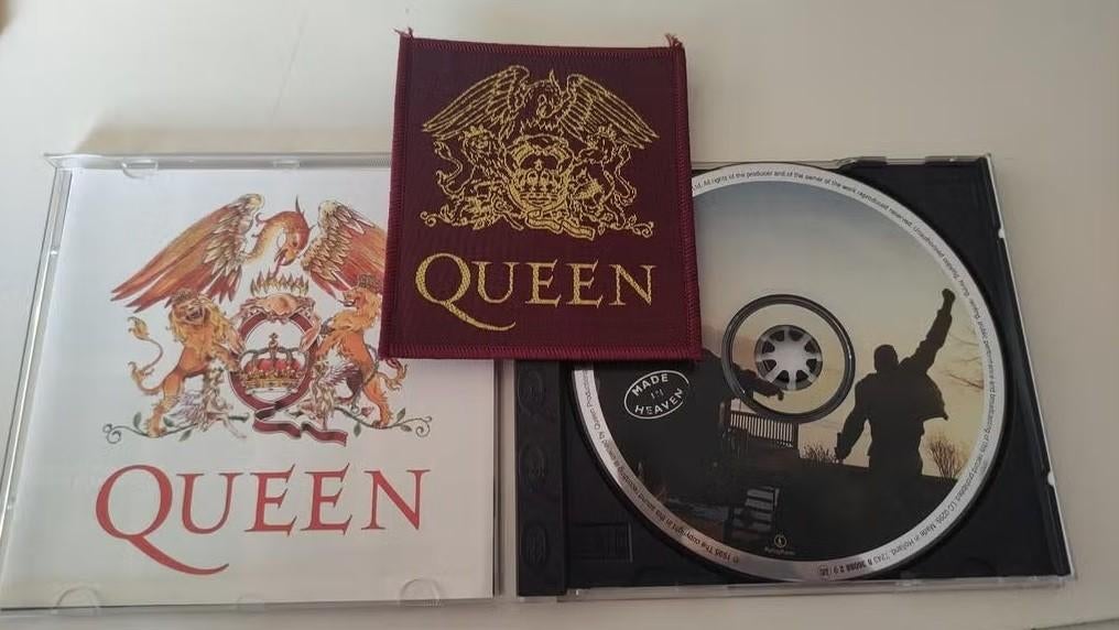 Queen - Made in Heaven CD 1995 met badge, Ophalen of Verzenden, Zo goed als nieuw, Poprock