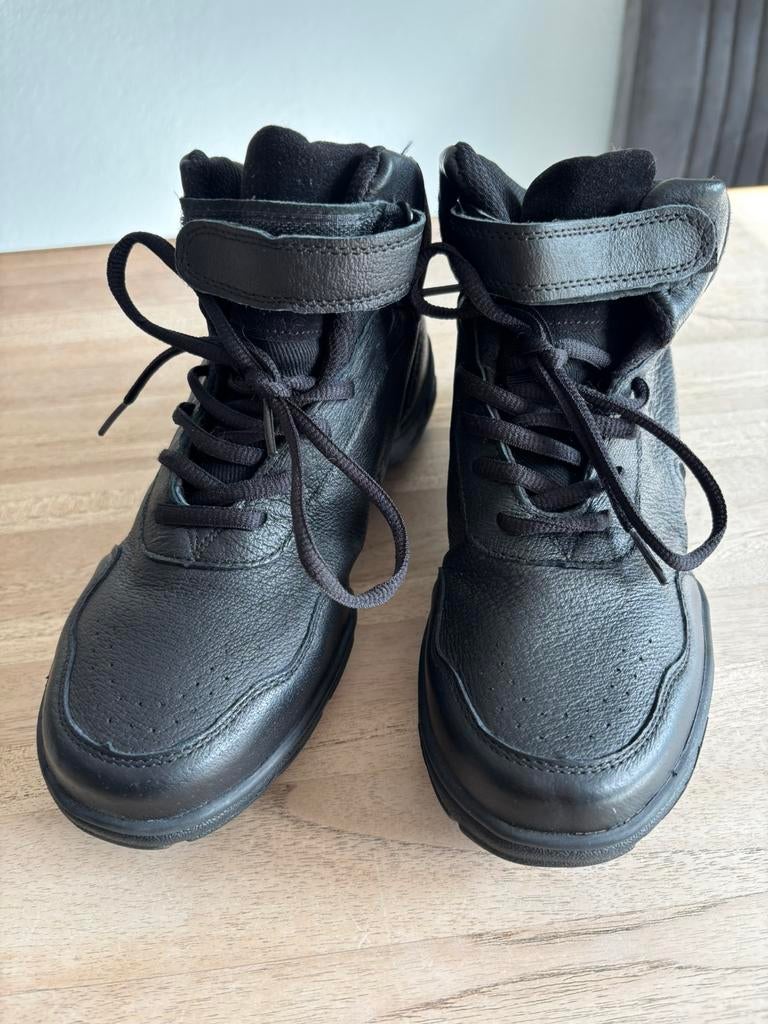 Nieuwe Sasha danssneakers met splitzool maat 43/41, Ophalen, Nieuw, Schoenen