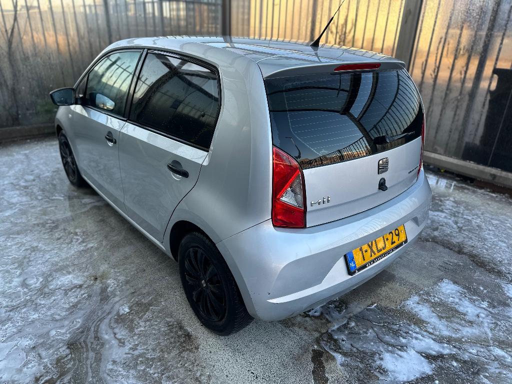 Seat Mii 1.0 44KW 2013 Grijs, Auto's, Seat, Particulier, Mii, Adaptieve lichten, Airbags, Airconditioning, Alarm, Android Auto