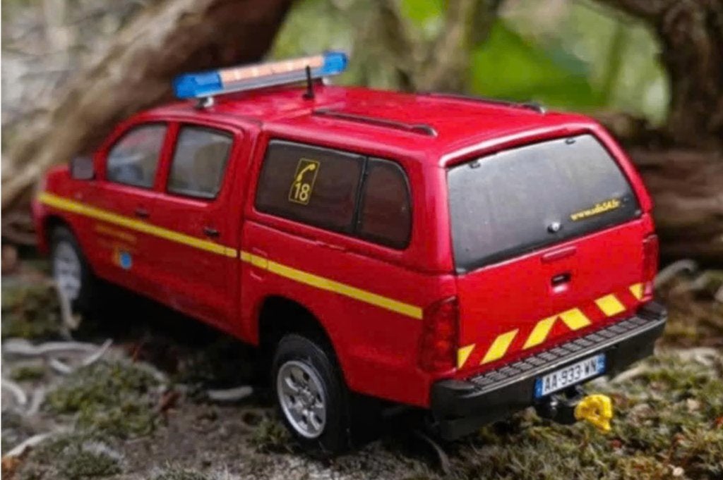 Toyota Hilux VLHR brandweer schaal 1/43 # 32, Hobby en Vrije tijd, Verzenden, Nieuw, Auto, Overige merken