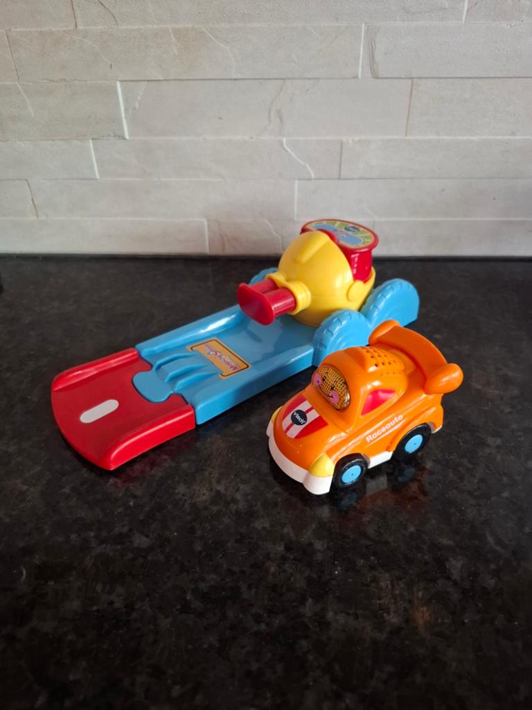 VTech Toet Toet Auto's Lanceerbaan met Raceauto, Kinderen en Baby's, Speelgoed | Vtech, Ophalen of Verzenden, Zo goed als nieuw